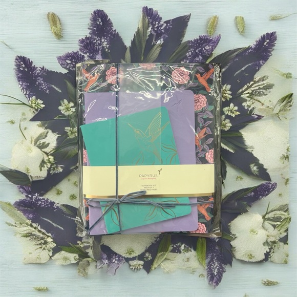 Papyrus Other - Papyrus Express Beautifully notebook set